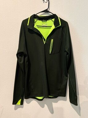 Under Armour Men’s Black & Neon Green Quarter-Zip Jacket